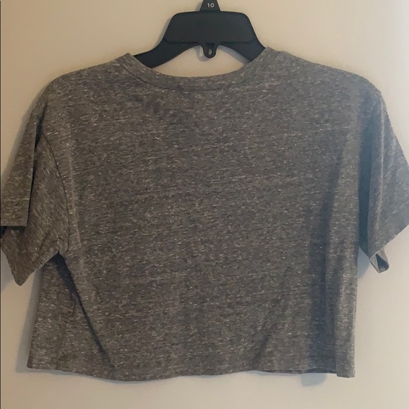 Graphic Crop top - Picture 2 of 3